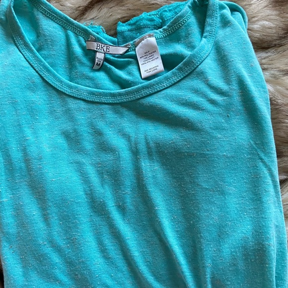 Daytrip Light Turquoise Top - Picture 3 of 4